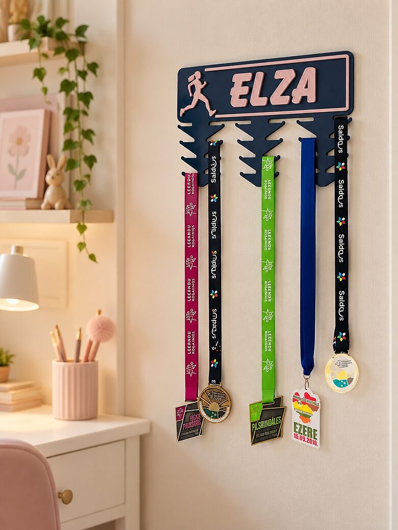 Custom medal holder, Running medal hanger, Athlete gifts, Marathon gifts, Achievement displays